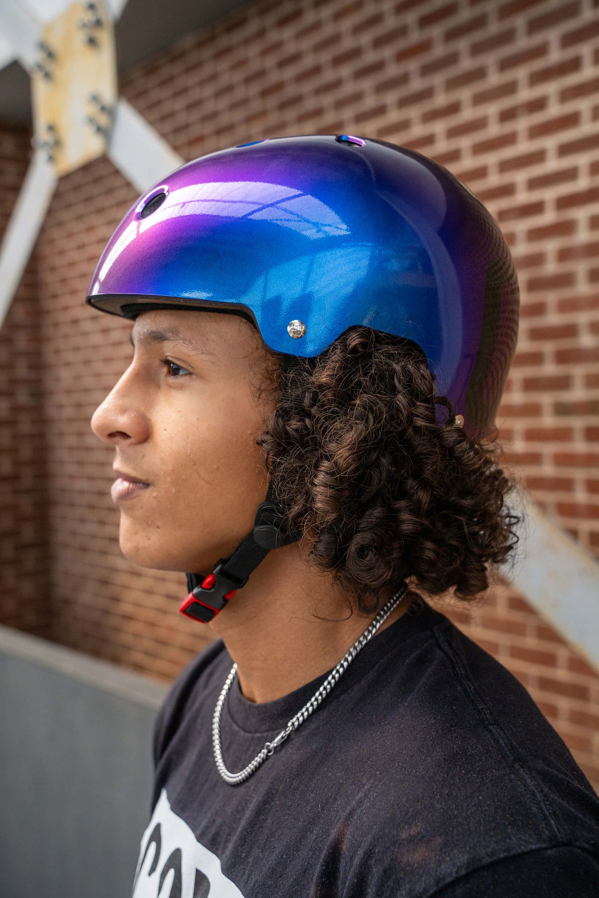 CORE Street Helmet – Gloss Neo/Black