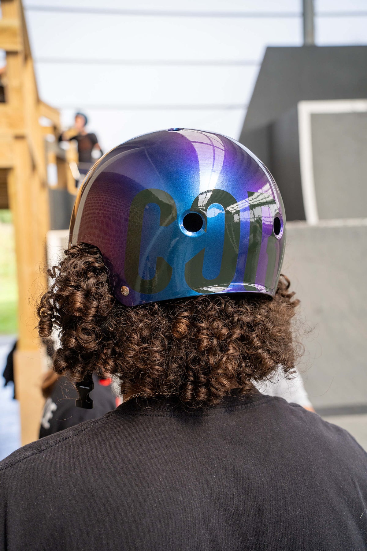 CORE Street Helmet – Gloss Neo/Black