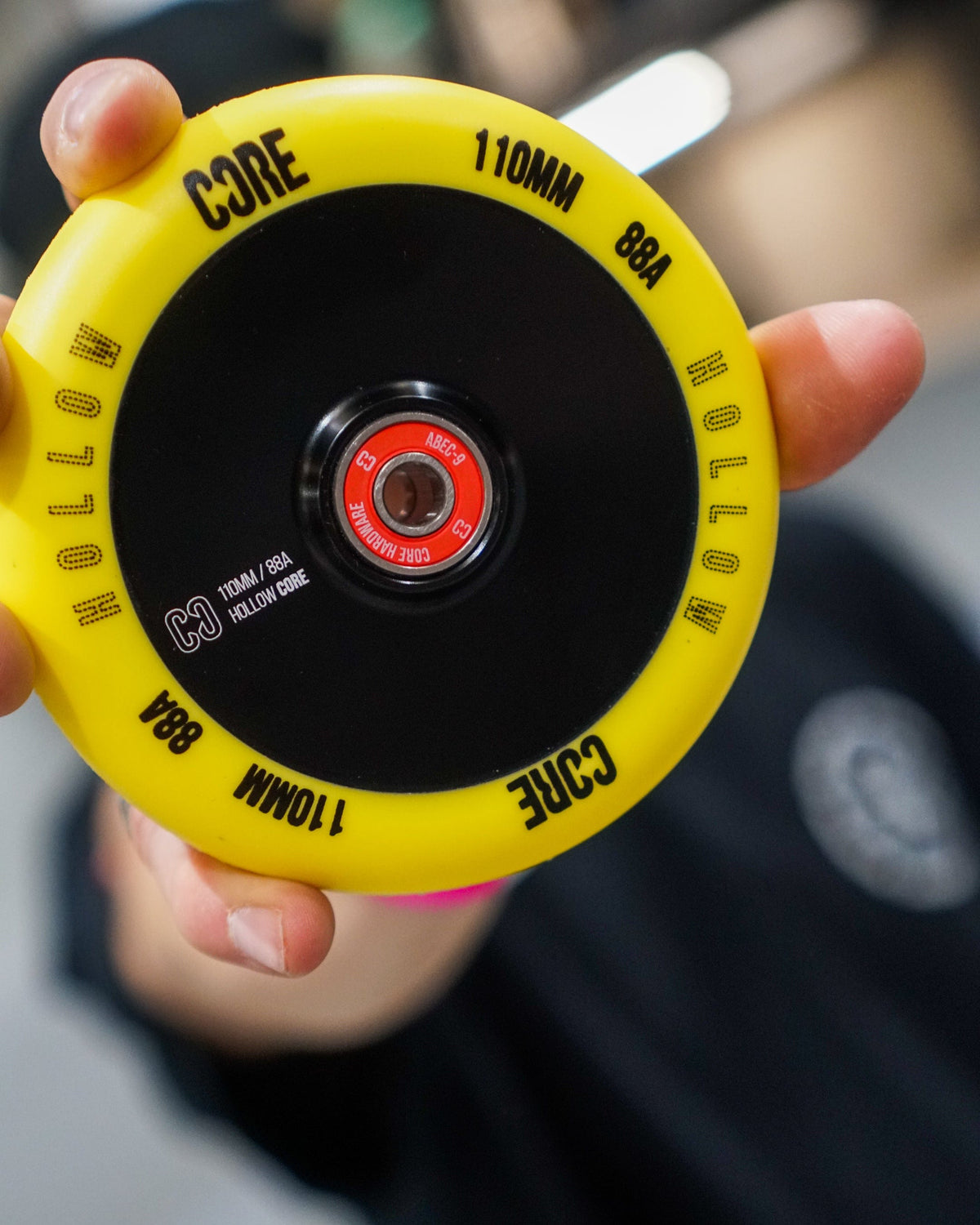 CORE Hex Hollow Stunt V2 Yellow-Black Scooter Wheel 110mm I Scooter Wheel Holding Side