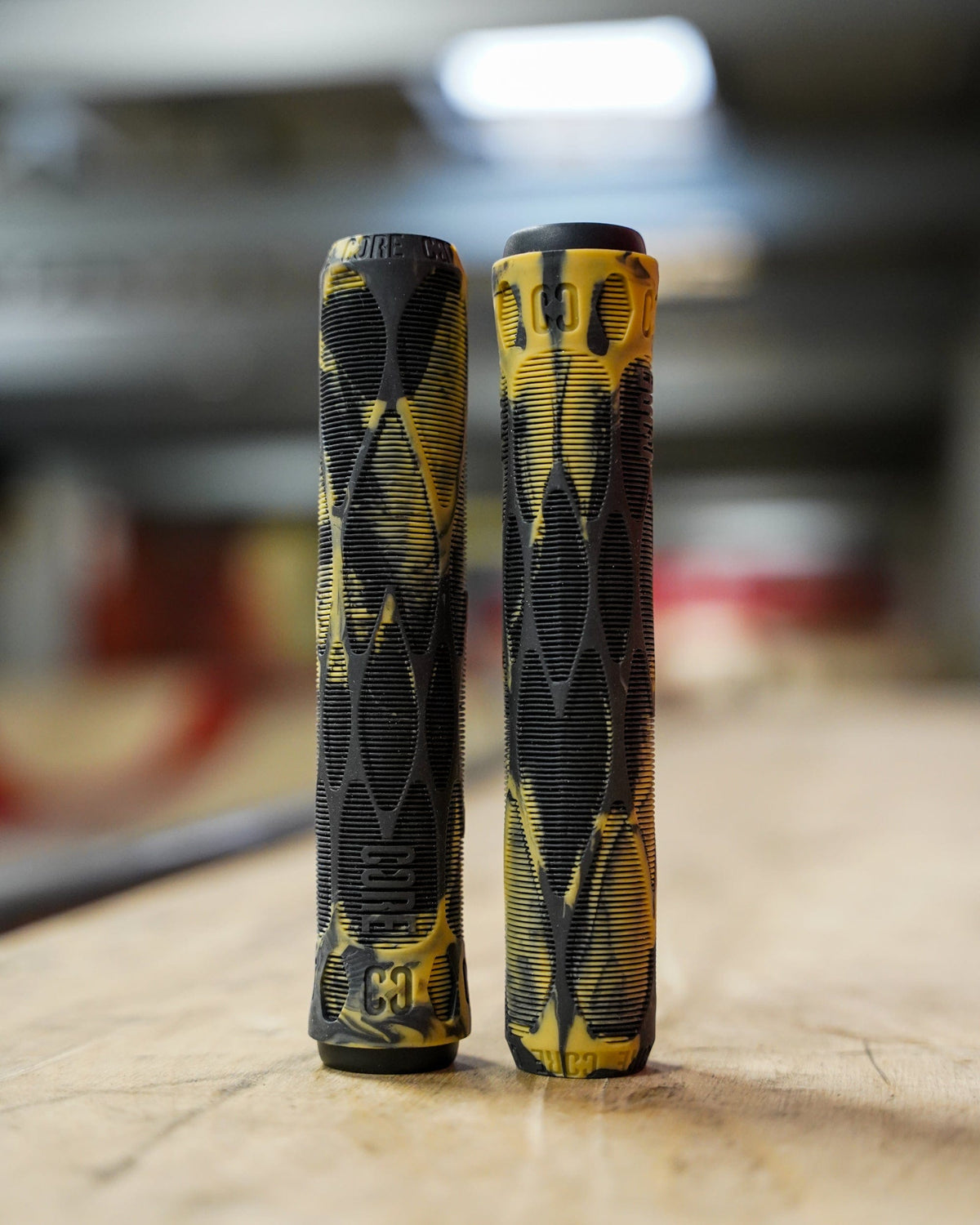 CORE Pro Scooter Handlebar Grips Soft 170mm Bark (Black/Gum) I Scooter Grips Standing Up