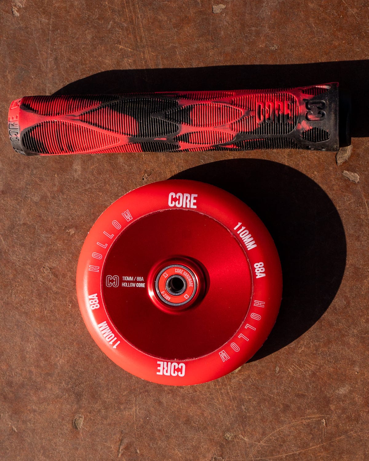 CORE Pro Scooter Handlebar Grips Soft 170mm Lava Red/Black I Scooter Grips Products Outside