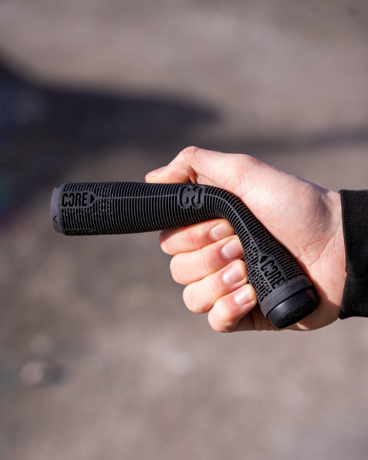 CORE Skinny Boy Scooter Handlebar Grips 170mm Black I Scooter Grips One Hand Squish