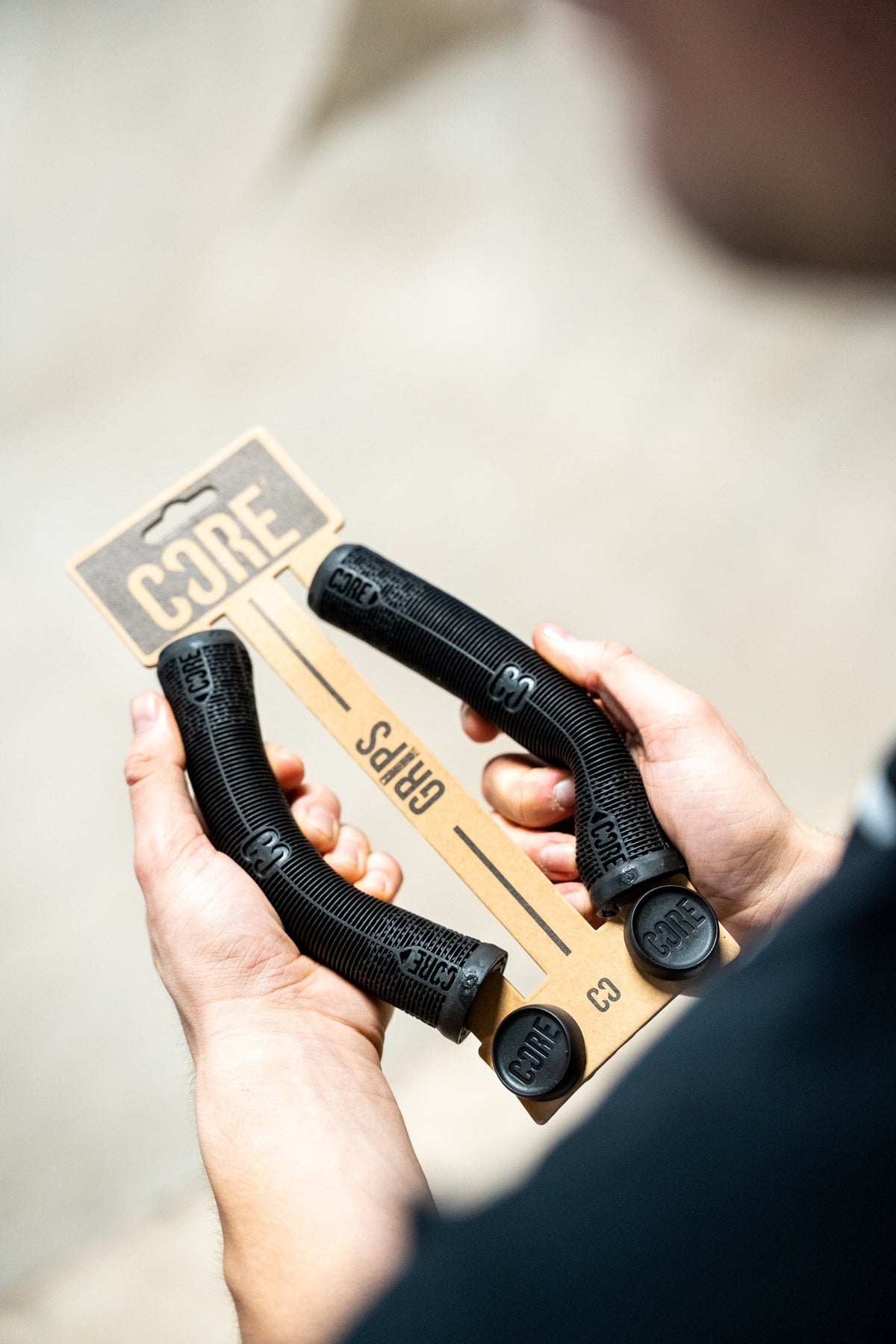 CORE Skinny Boy Scooter Handlebar Grips 170mm Black I Scooter Grips Holding Packaging