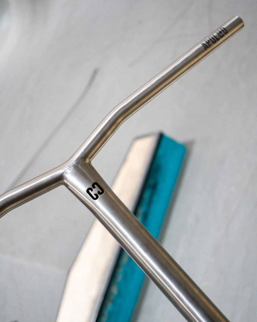 CORE Apollo V2 Titanium Stunt Scooter Bars 580mm SCS/HIC - Raw
