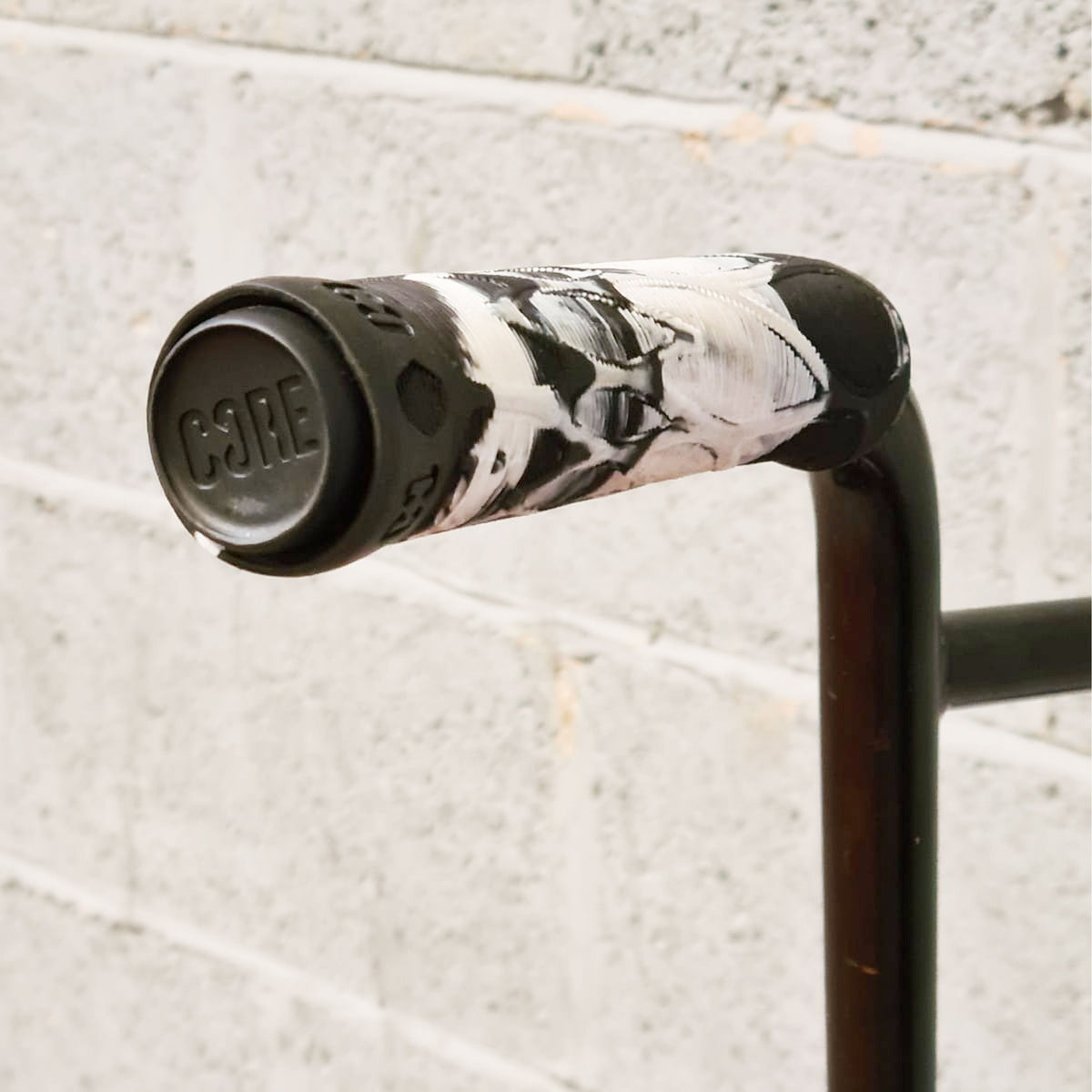 CORE Scooter Bar Ends Standard Size Pink I Scooter Bar Ends Product in Use