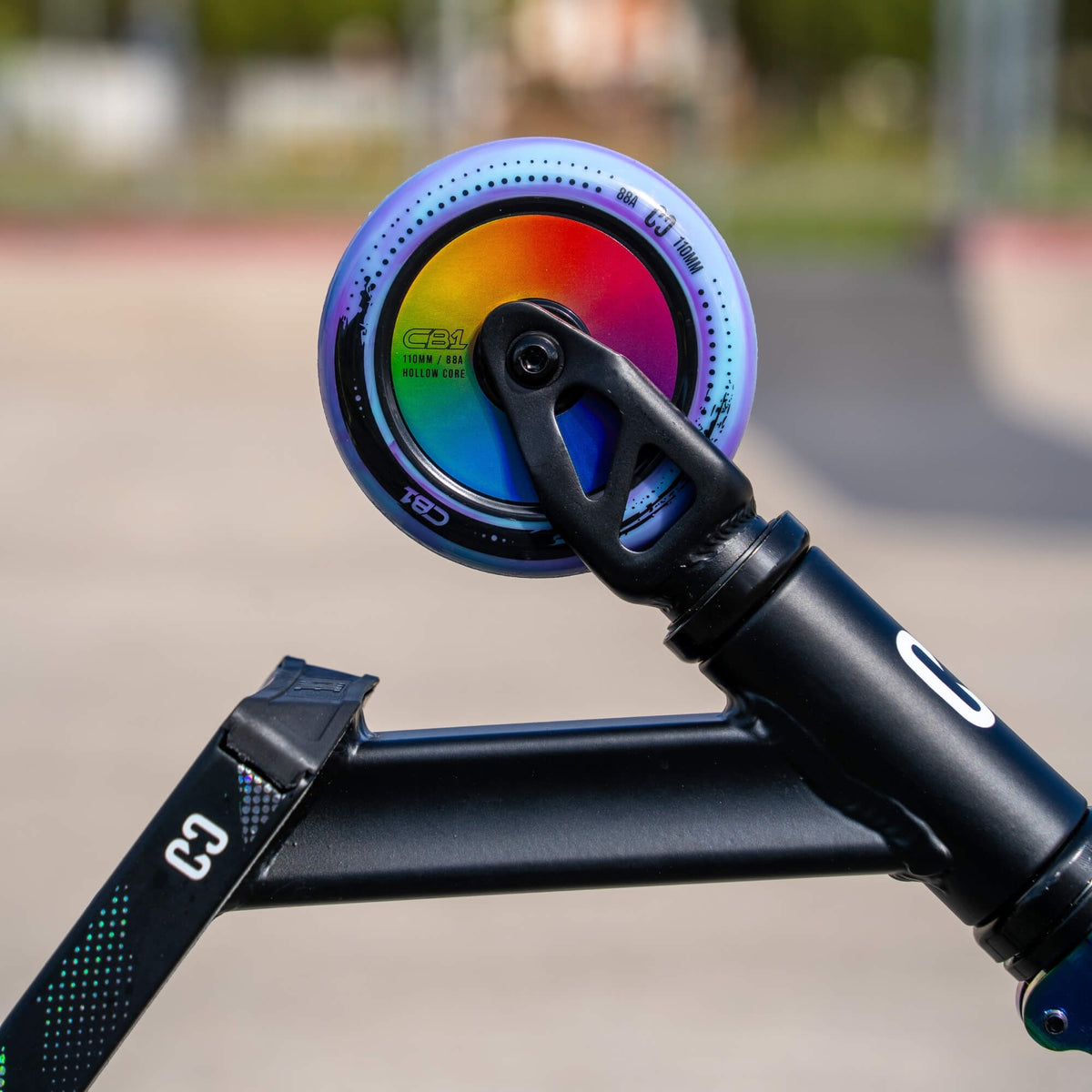 CORE CB1 beginner stunt scooter in black and neochrome