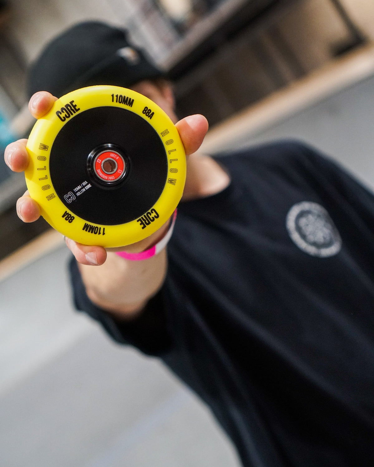 CORE Hex Hollow Stunt V2 Yellow-Black Scooter Wheel 110mm I Scooter Wheel Holding