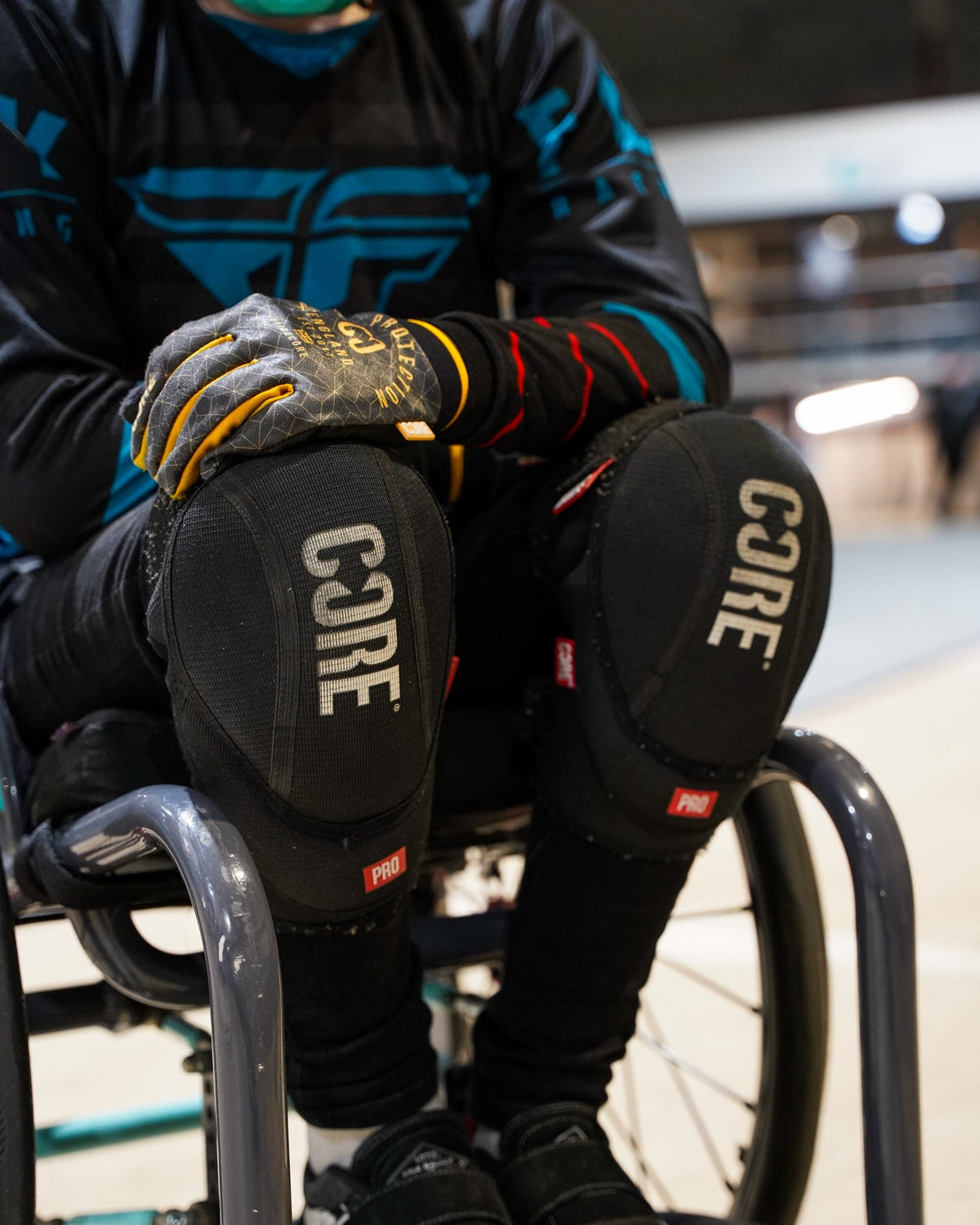 CORE Protection Pro Knee Gasket I Knee Gasket In Use