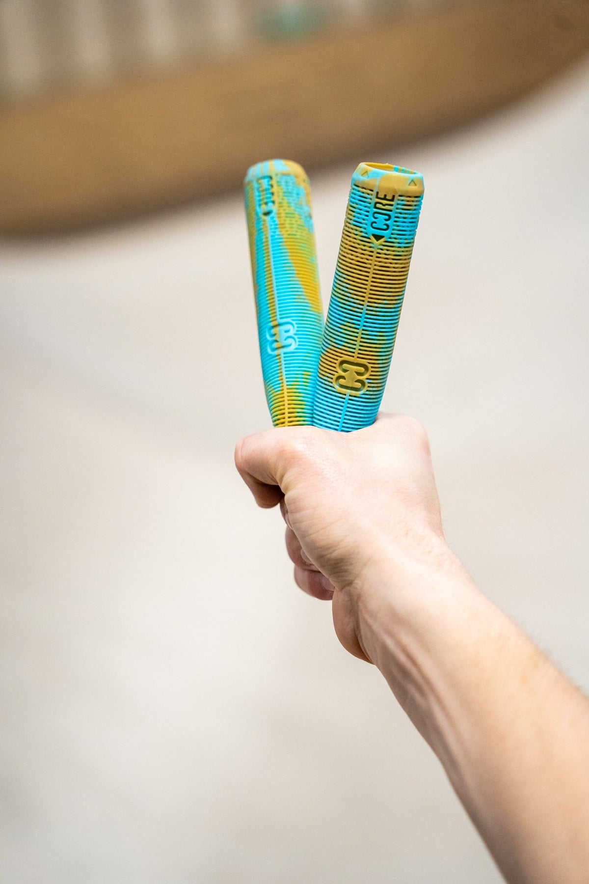CORE Scooter Handlebar Grips Beach/Teal/Gum I Scooter Handlebar Grips One Hand