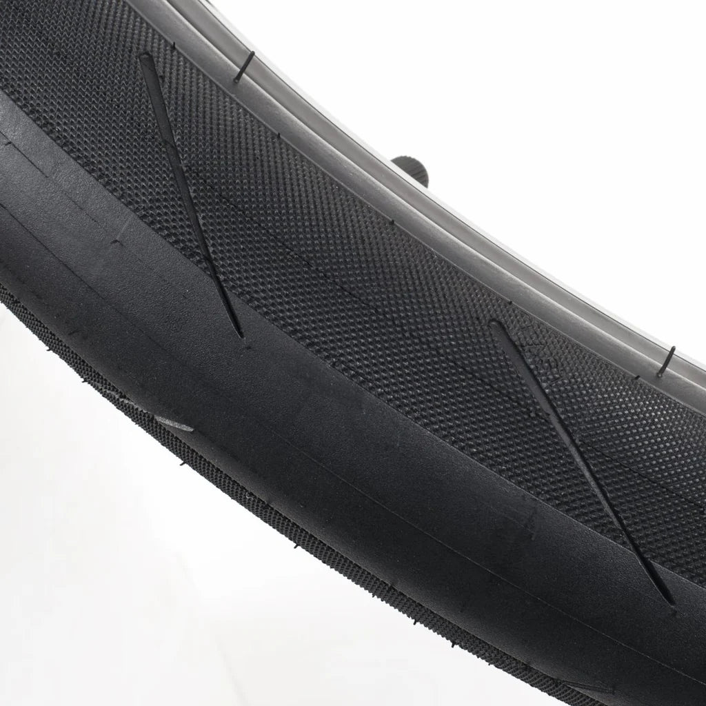 Cult Pool Tyre 20" - Black 2.40"